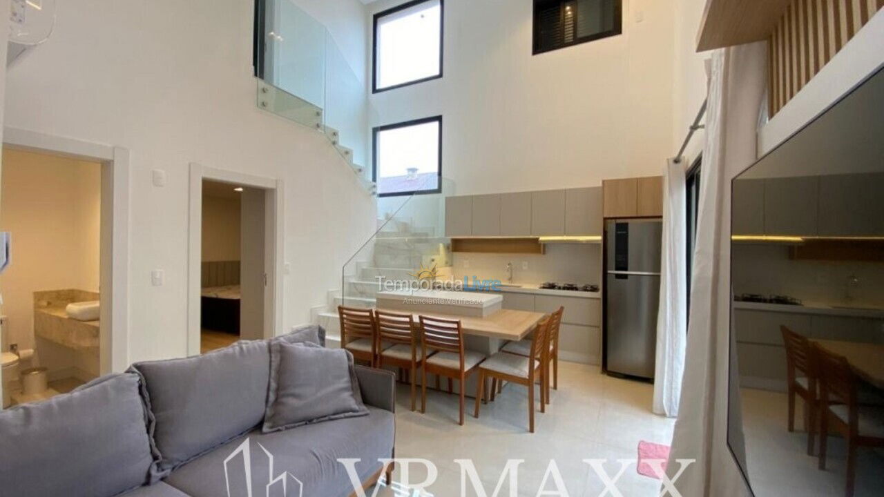 Apartment for vacation rental in Bombinhas (Canto Grande)