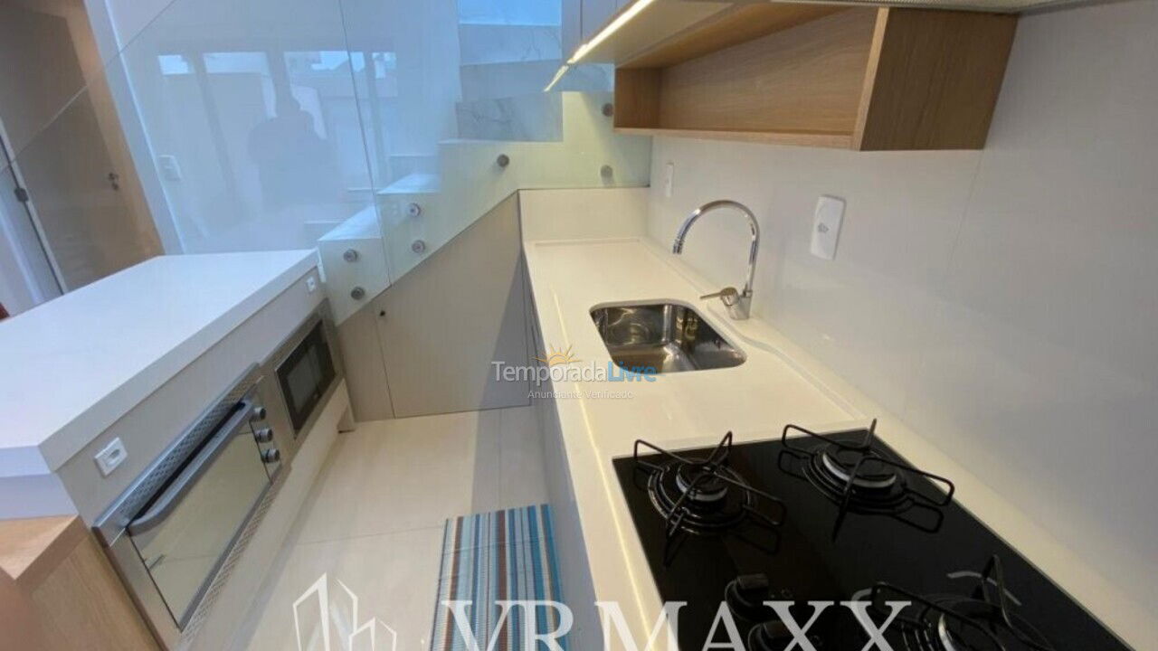 Apartment for vacation rental in Bombinhas (Canto Grande)