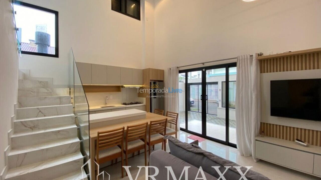 Apartment for vacation rental in Bombinhas (Canto Grande)