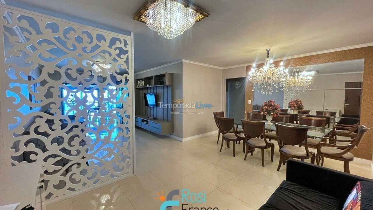 Apartamento para aluguel de temporada em Itapema (Meia Praia Frente Mar)