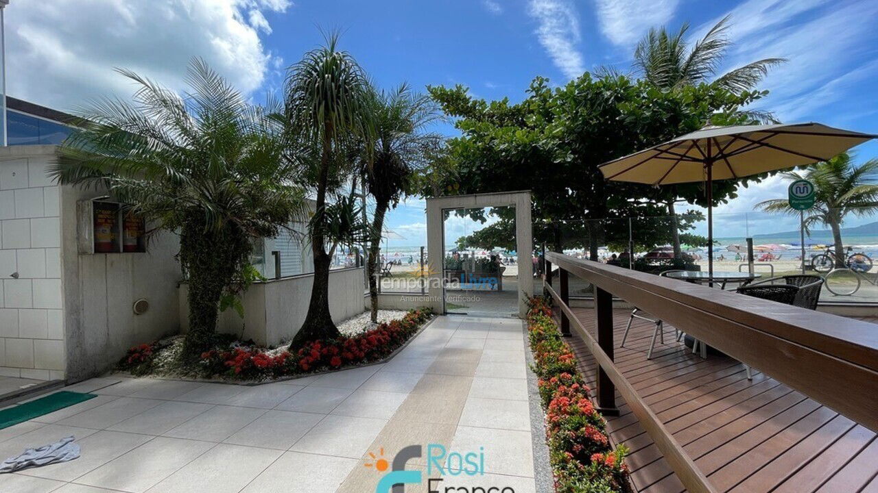 Apartment for vacation rental in Itapema (Meia Praia Frente Mar)