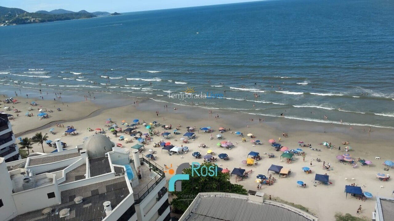 Apartamento para aluguel de temporada em Itapema (Meia Praia Quadra do Mar)