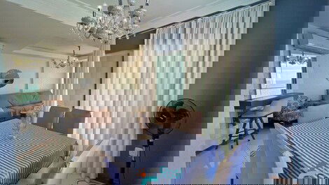 Apartamento 3 suites frente al mar Meia Praia SC