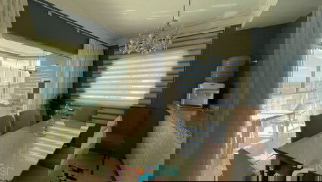 Apartamento 3 suites frente al mar Meia Praia SC