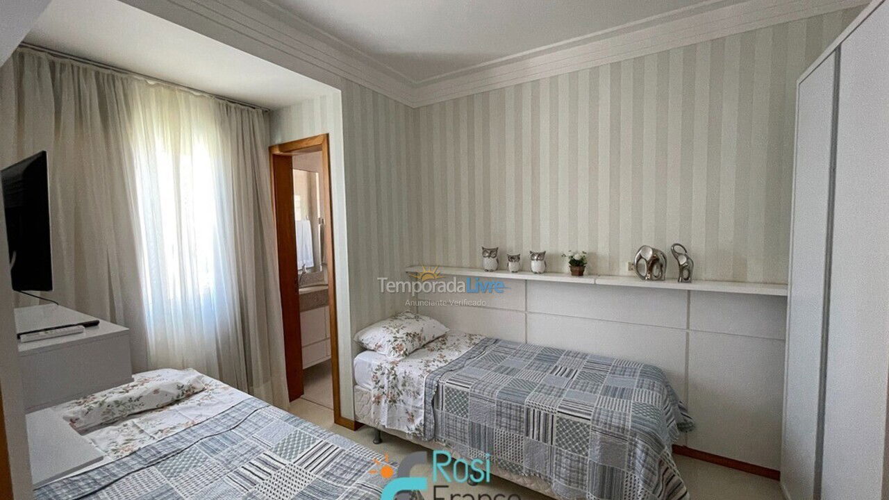 Apartamento para alquiler de vacaciones em Itapema (Meia Praia Frente Mar)