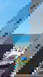 Apartamento 3 dormitórios quadra mar Meia Praia