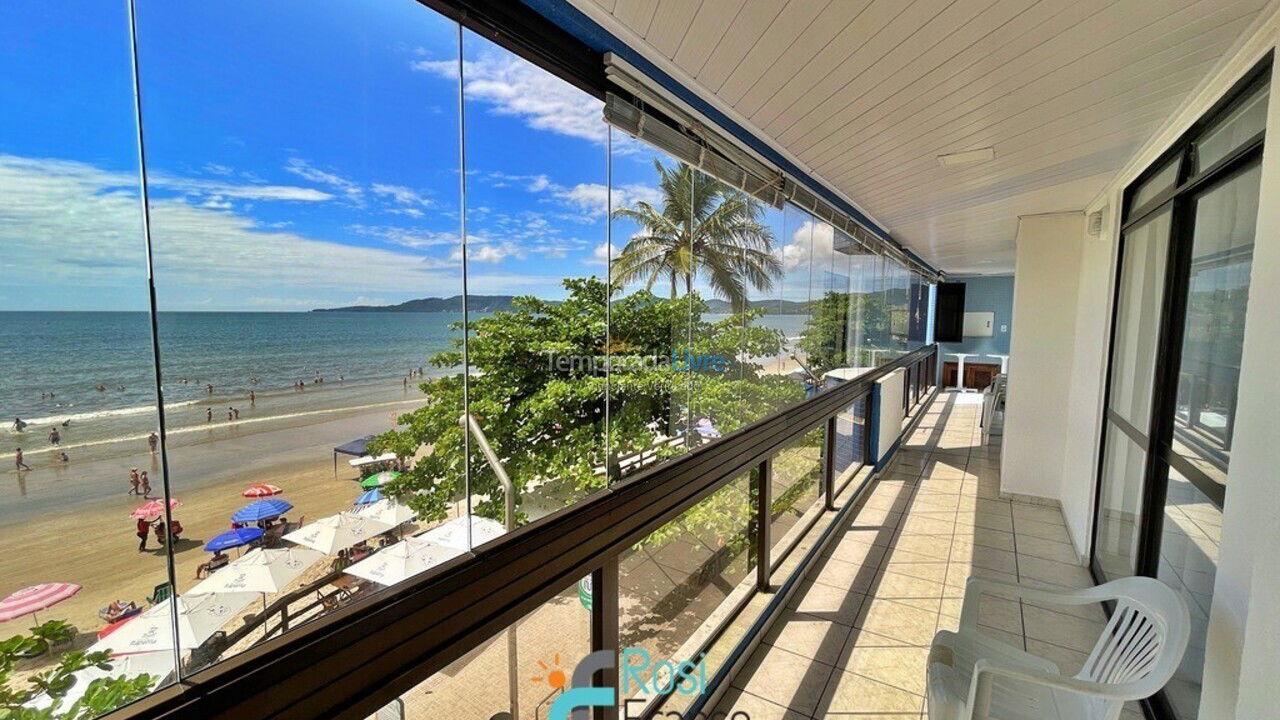 Apartment for vacation rental in Itapema (Meia Praia Frente Mar)