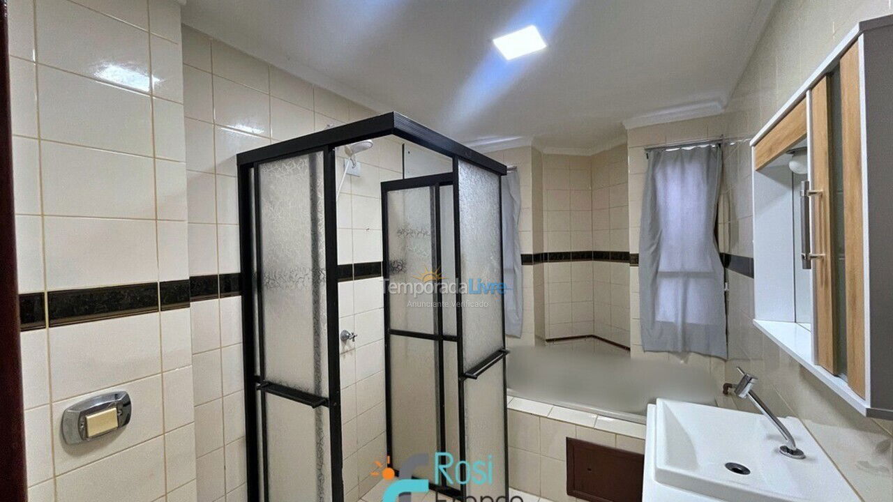 Apartment for vacation rental in Itapema (Meia Praia Frente Mar)