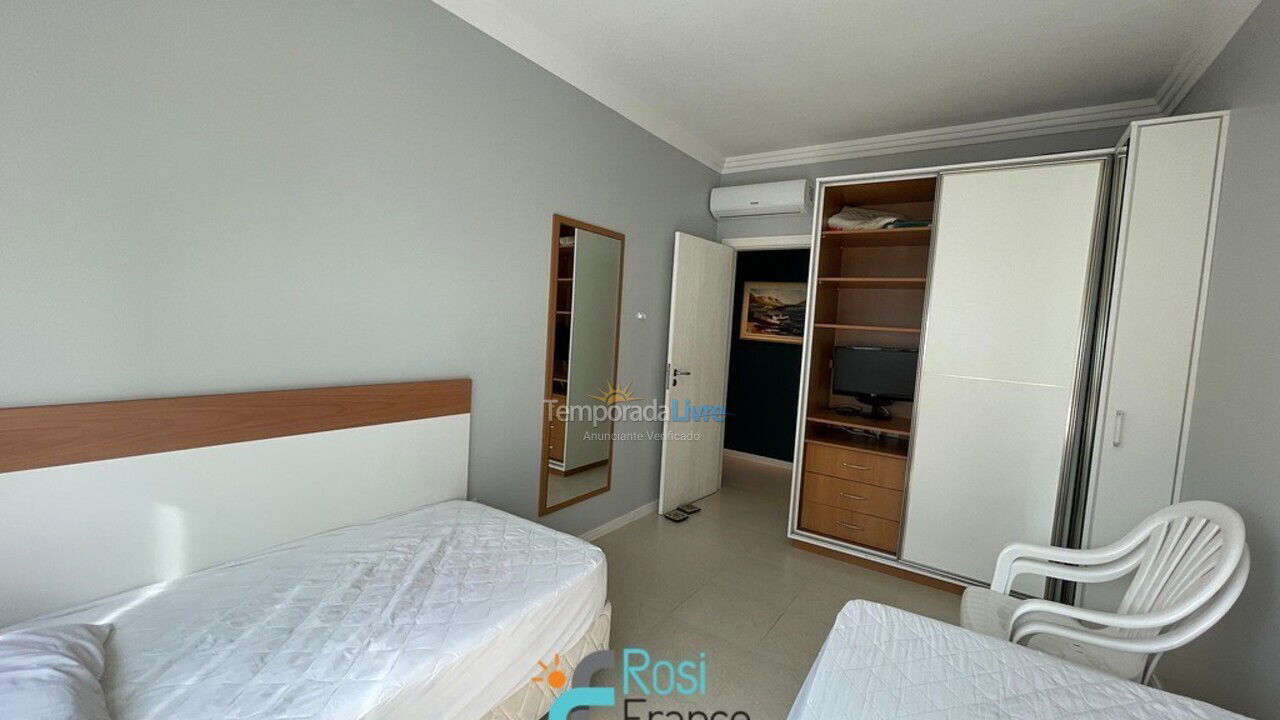 Apartamento para aluguel de temporada em Itapema (Meia Praia)
