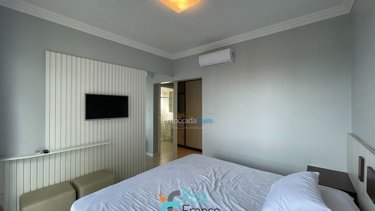 Apartamento para aluguel de temporada em Itapema (Meia Praia)