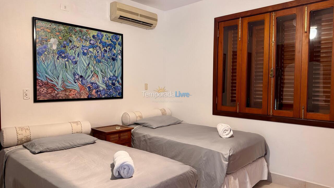 Casa para aluguel de temporada em São Sebastião (Praia da Baleia)