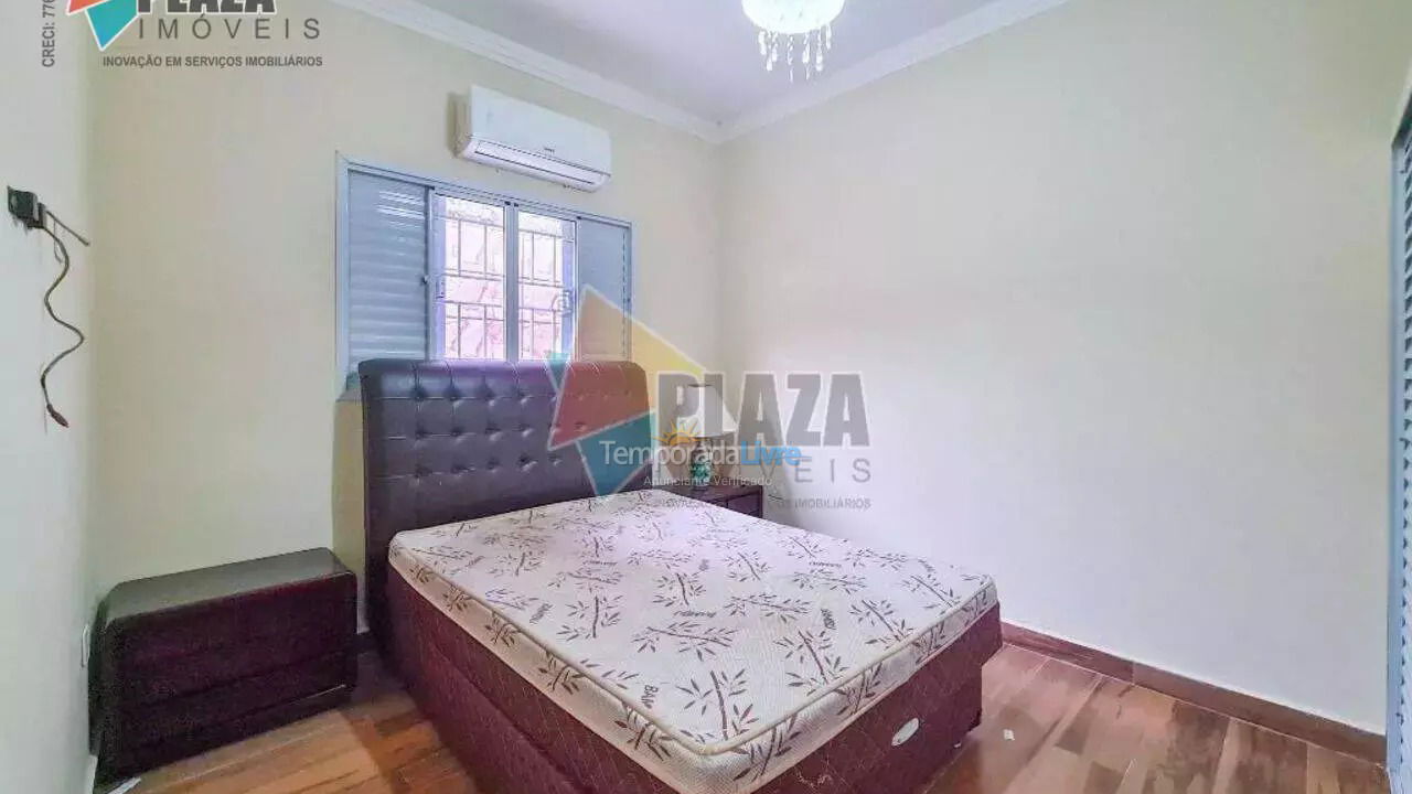 House for vacation rental in Praia Grande (Solemar)