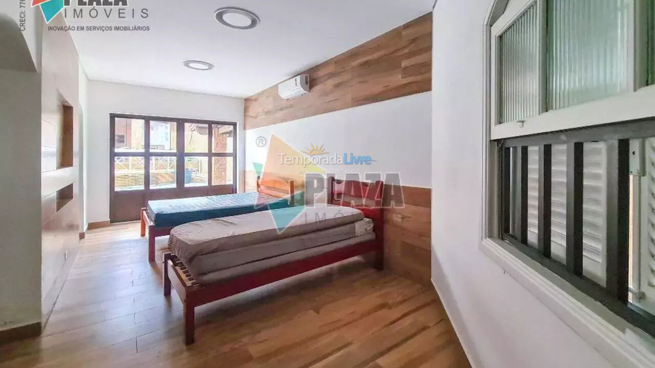 Casa para alquiler de vacaciones em Praia Grande (Solemar)