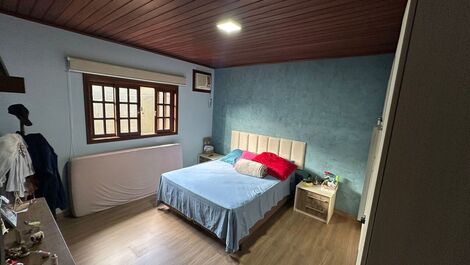 🏡- 4-bedroom house with pool and games room - Praia da Cachoeira!🏖️