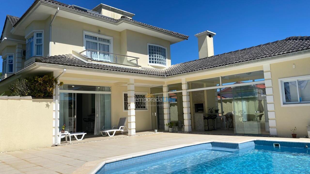 House for vacation rental in Florianopolis (Jurerê)