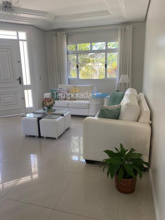 House for vacation rental in Florianopolis (Jurerê)