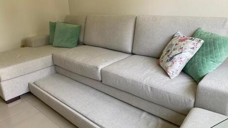 SEASONAL RENTAL: JURERÊ, 4 BEDROOMS, 450 METERS FROM THE BEACH