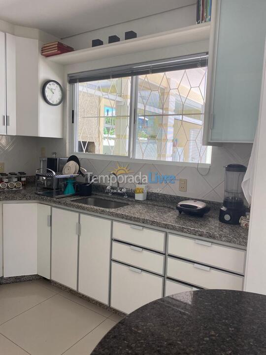 House for vacation rental in Florianopolis (Jurerê)