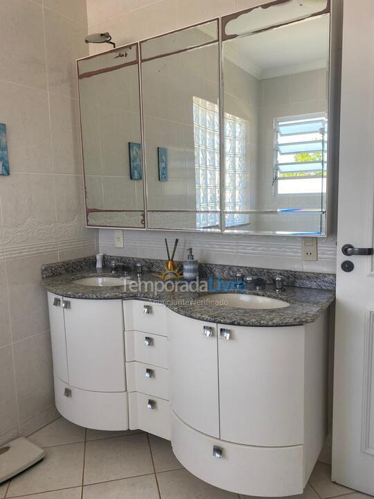 House for vacation rental in Florianopolis (Jurerê)