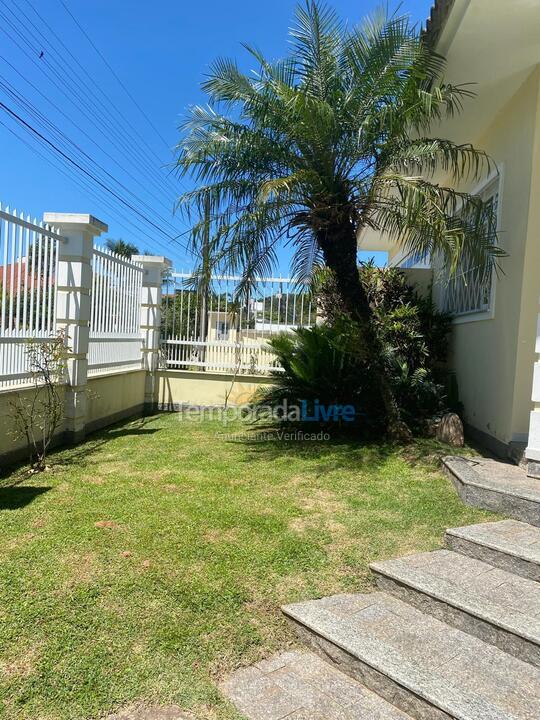House for vacation rental in Florianopolis (Jurerê)