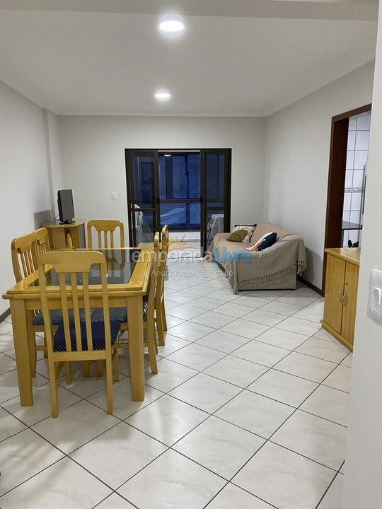 Casa para aluguel de temporada em Itapema (Meia Praia)