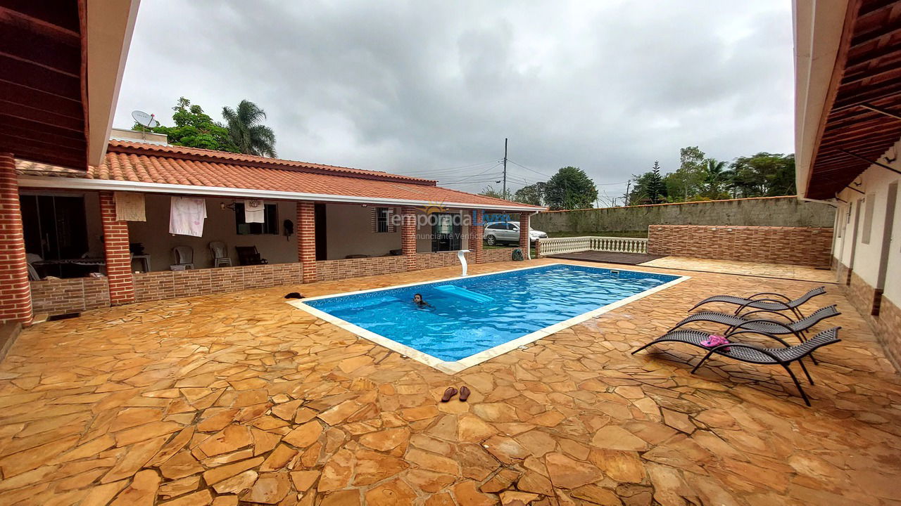 Granja para alquiler de vacaciones em Pilar do Sul (Chacaras Reunidas Pilar)