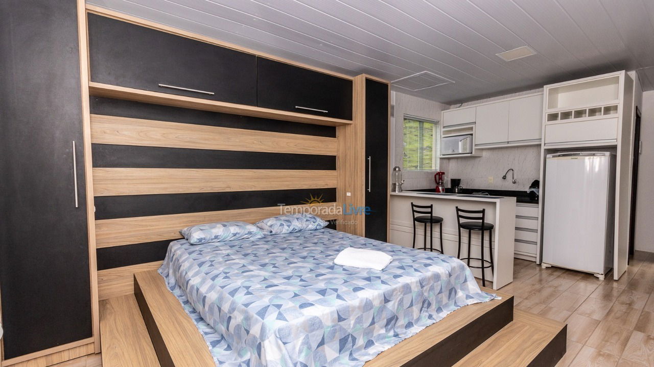 Apartamento para aluguel de temporada em Garopaba (Praia da Gamboa)