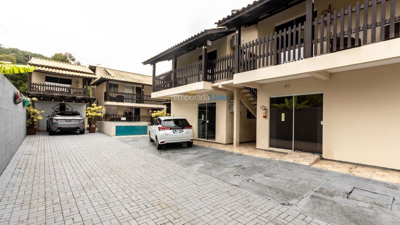 Apartamento para aluguel de temporada em Garopaba (Praia da Gamboa)