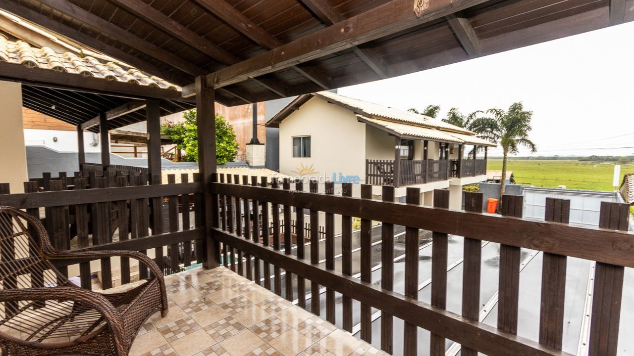 Apartamento para aluguel de temporada em Garopaba (Praia da Gamboa)