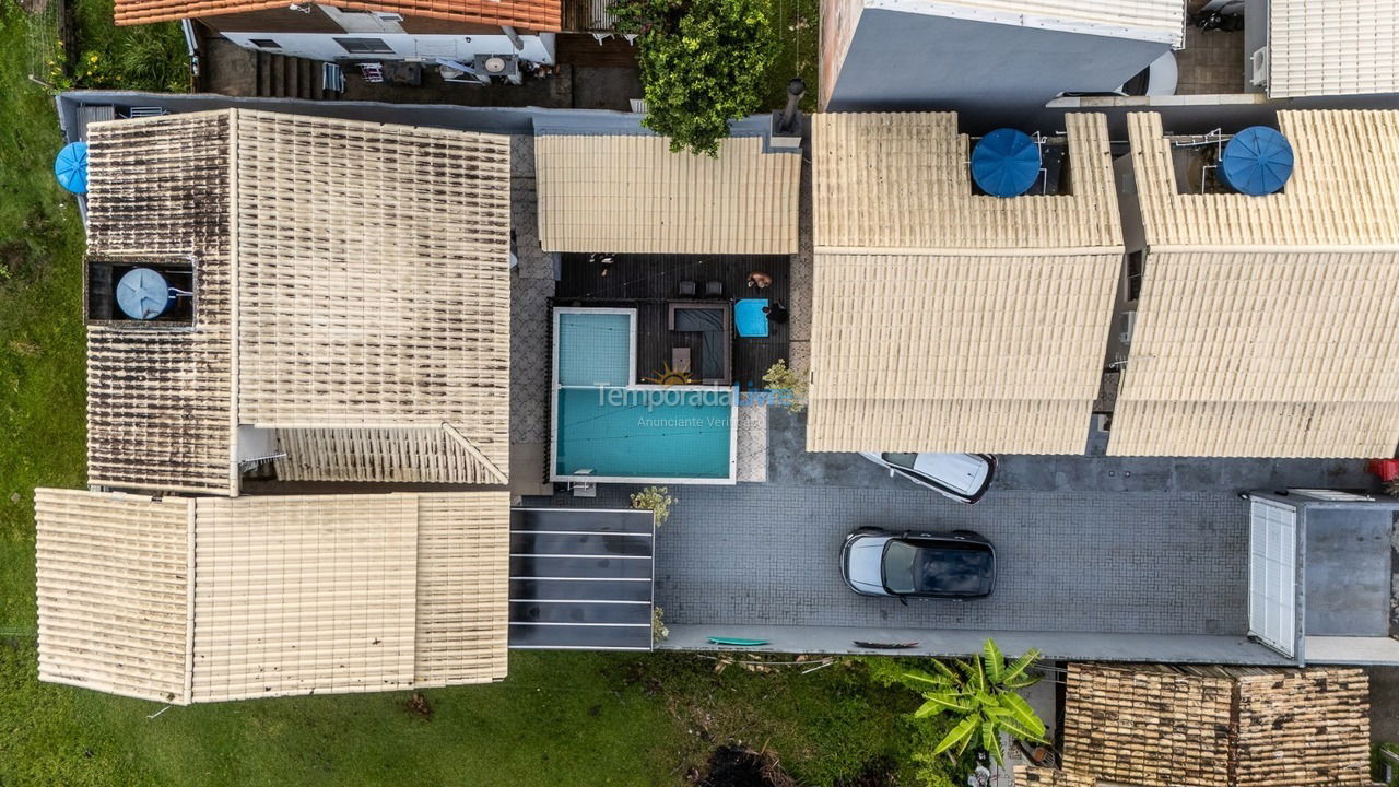 Apartamento para aluguel de temporada em Garopaba (Praia da Gamboa)