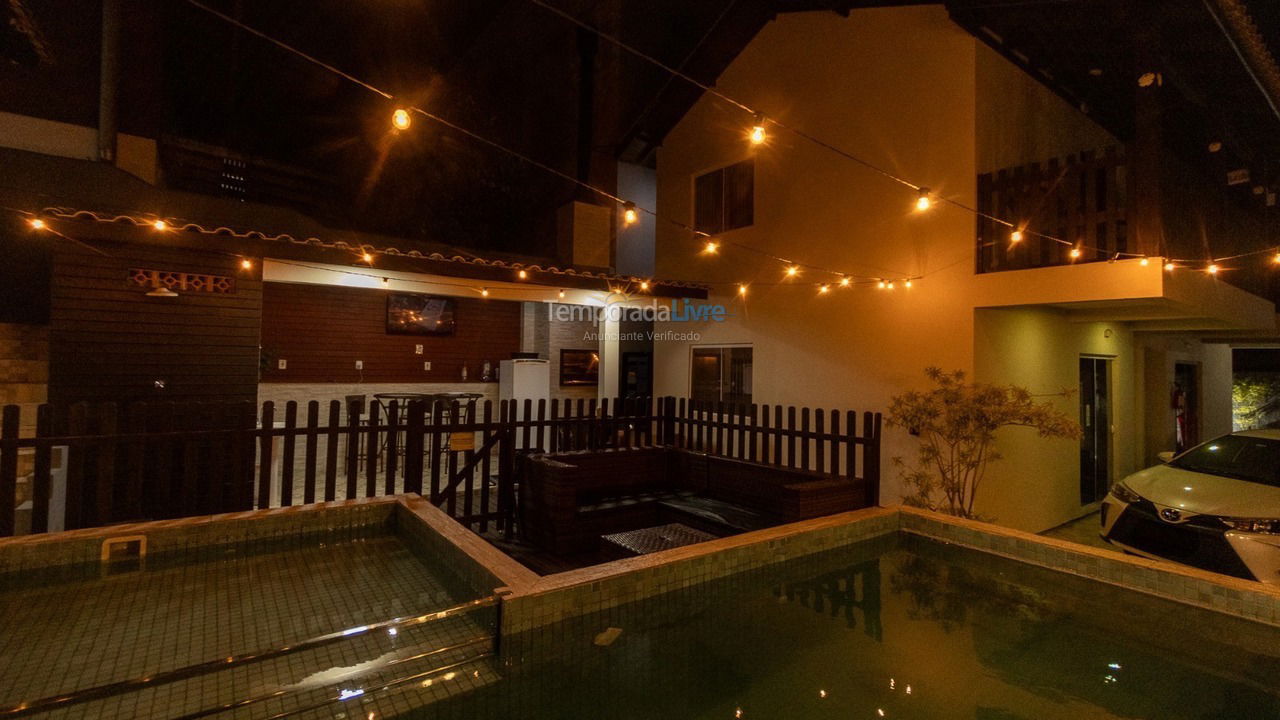 Apartamento para aluguel de temporada em Garopaba (Praia da Gamboa)