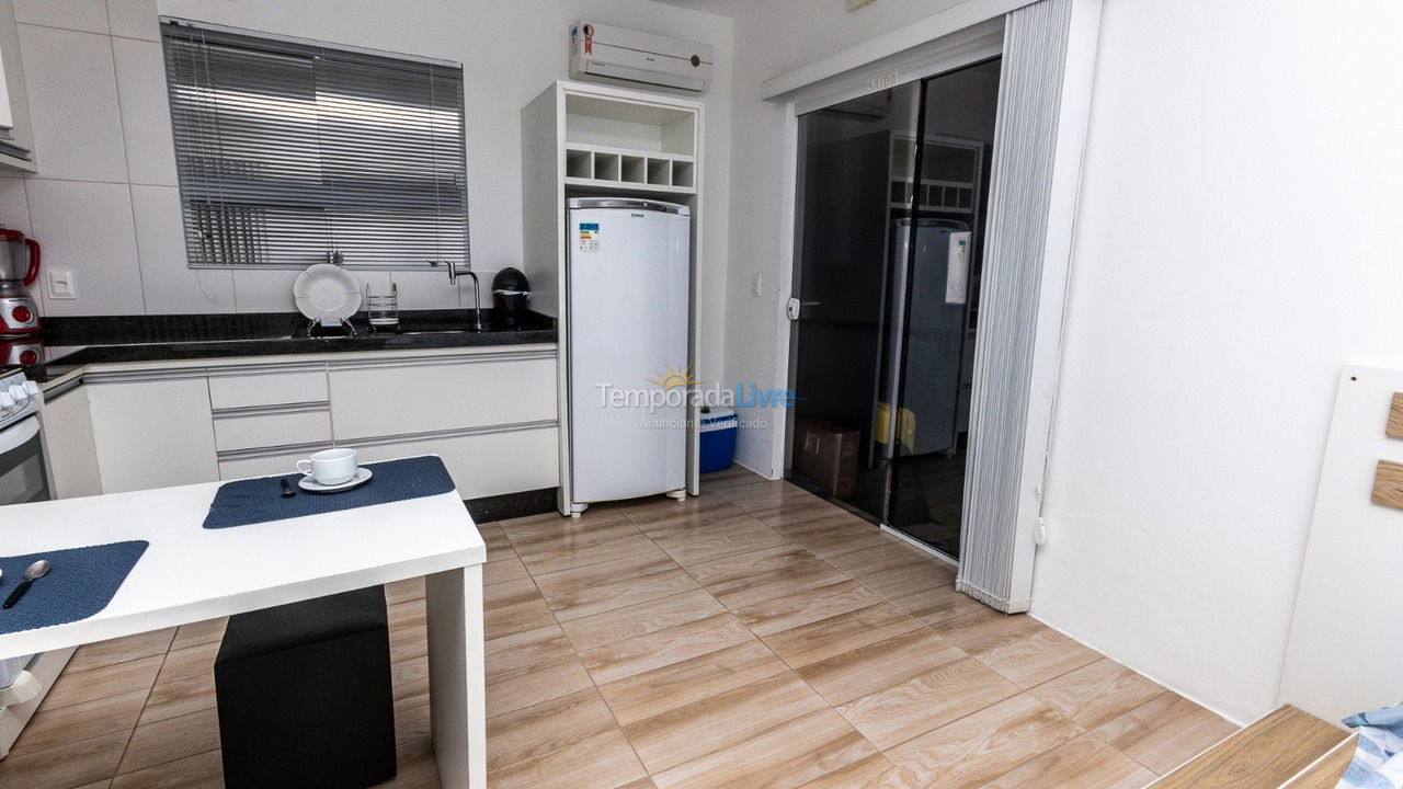 Apartamento para aluguel de temporada em Garopaba (Praia da Gamboa)