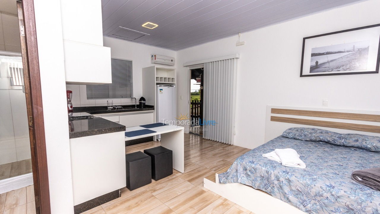 Apartamento para aluguel de temporada em Garopaba (Praia da Gamboa)