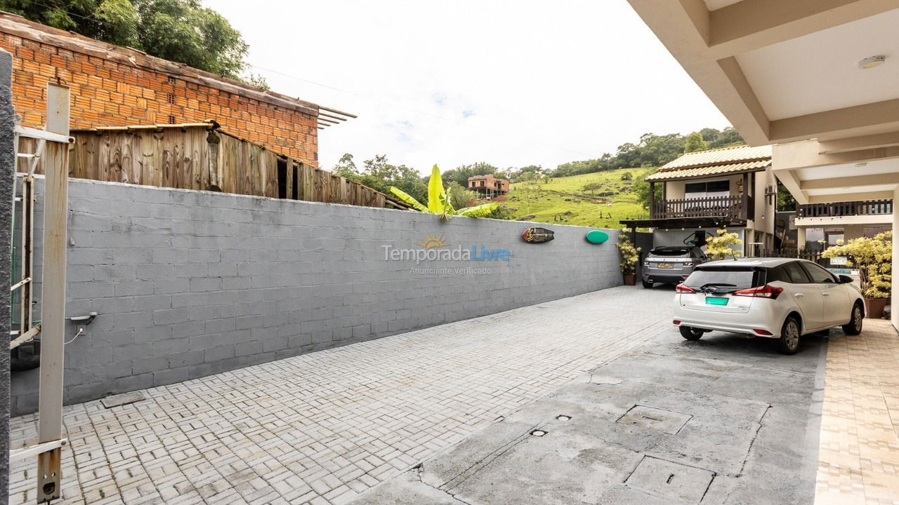 Apartamento para aluguel de temporada em Garopaba (Praia da Gamboa)
