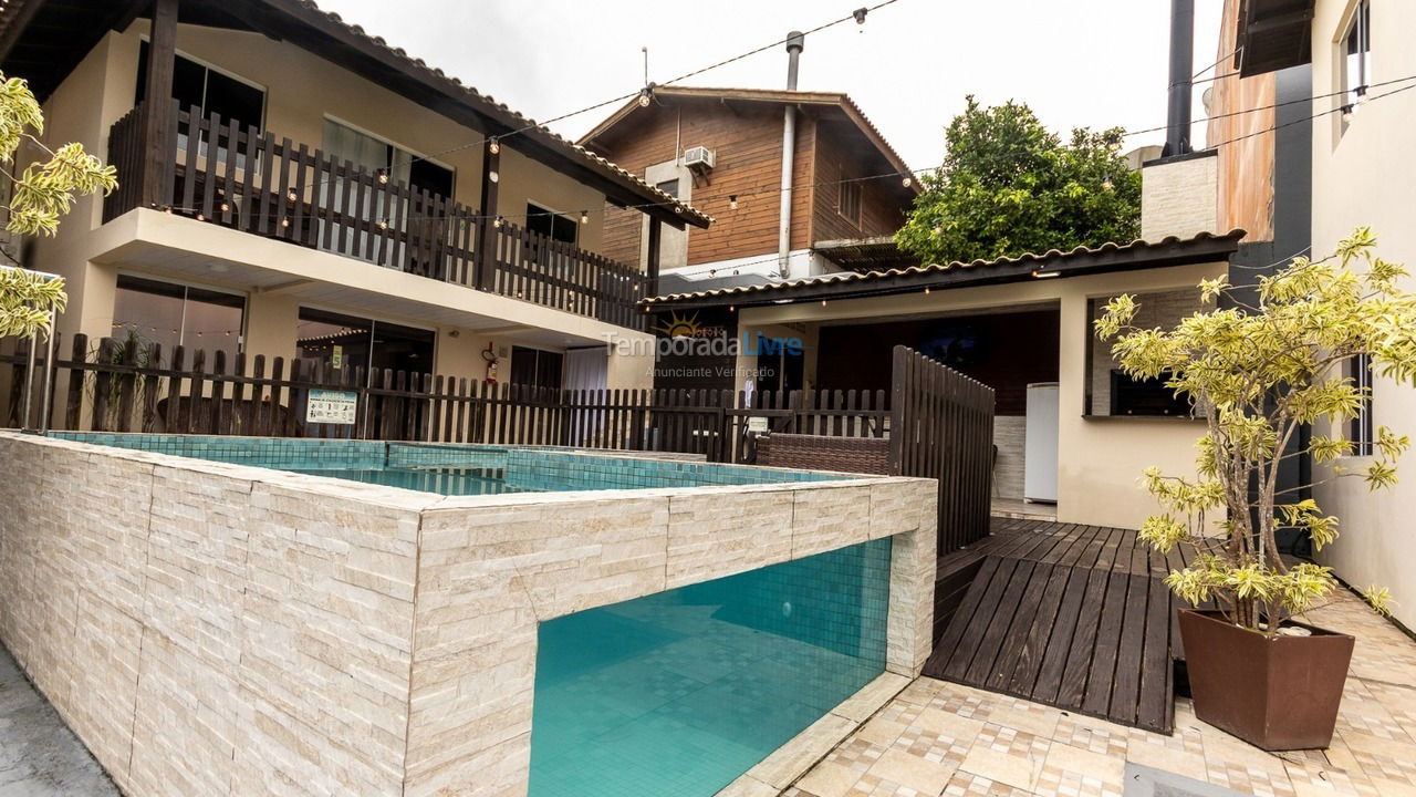 Apartamento para aluguel de temporada em Garopaba (Praia da Gamboa)