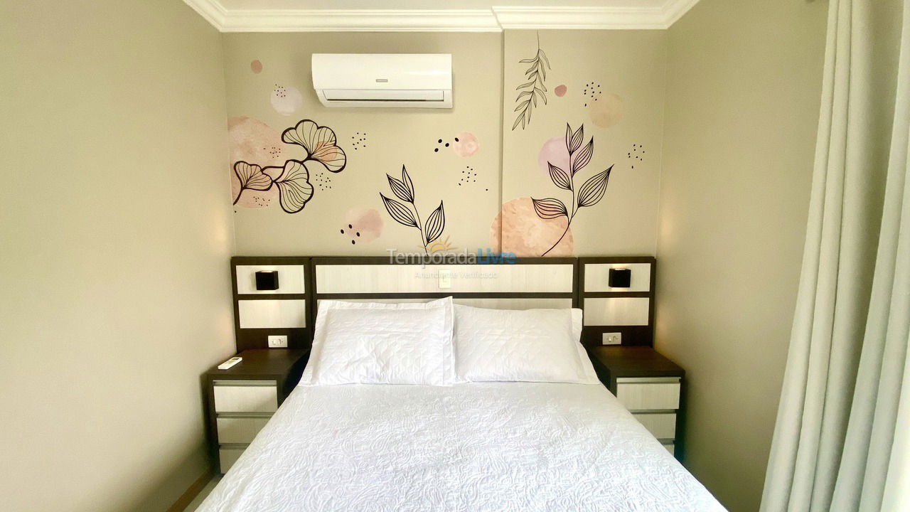 Apartment for vacation rental in Bombinhas (Praia de Bombas)