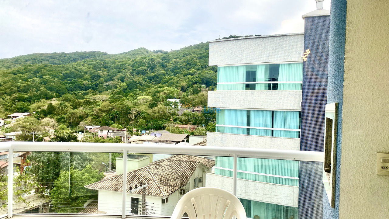 Apartment for vacation rental in Bombinhas (Praia de Bombas)
