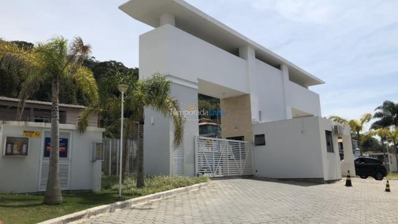 Apartment for vacation rental in Florianopolis (Canasvieiras)