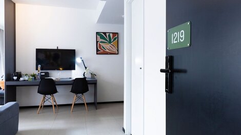 Apartamento moderno con aire acondicionado y gimnasio abierto las 24 horas en el centro de São Paulo.