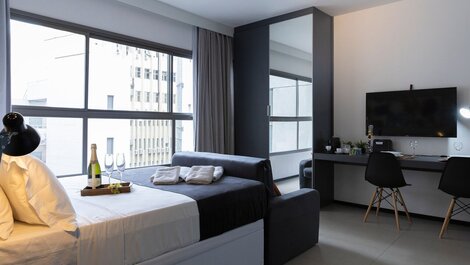 Apartamento moderno con aire acondicionado y gimnasio abierto las 24 horas en el centro de São Paulo.
