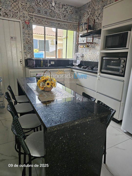 Apartamento para alquiler de vacaciones em Ubatuba (Maranduba)