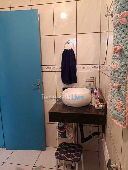 Casa para aluguel de temporada em Bombinhas (Praia de Bombas)