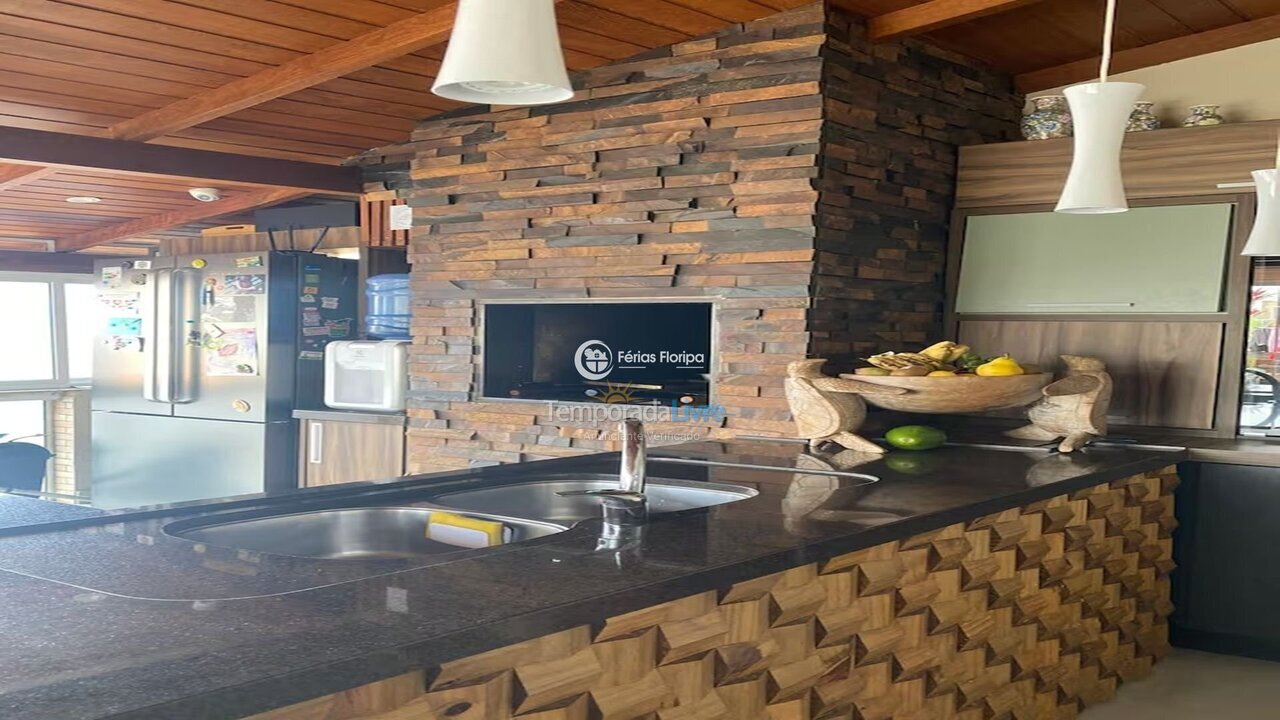 Apartment for vacation rental in Florianópolis (Novo Campeche)