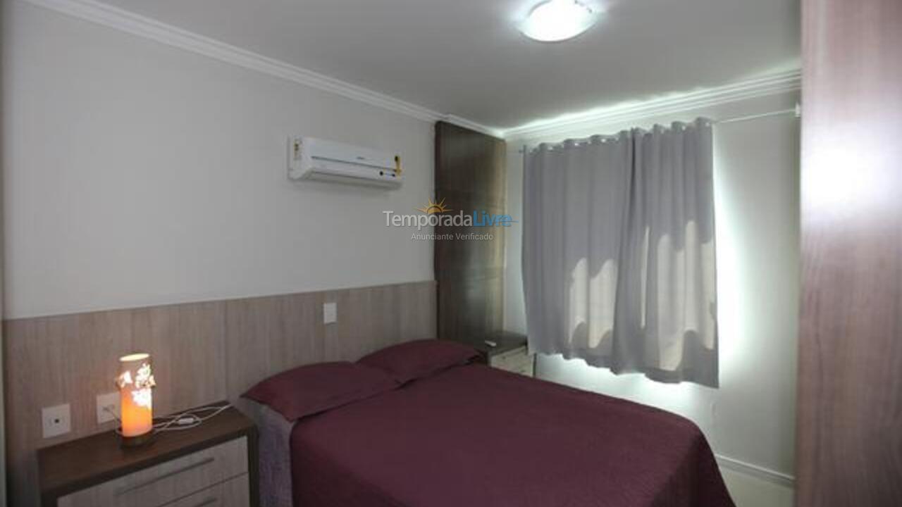 Apartamento para aluguel de temporada em Bombinhas (Canto Grande)