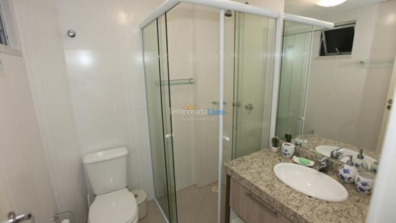 Apartamento para aluguel de temporada em Bombinhas (Canto Grande)