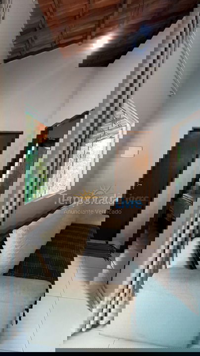 Casa para aluguel de temporada em Palmeiras (Vale do Capão)