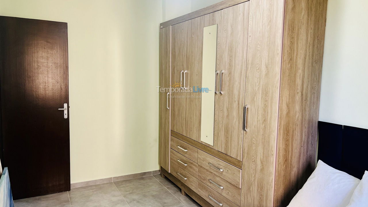 Apartamento para aluguel de temporada em Mongaguá (Centro)