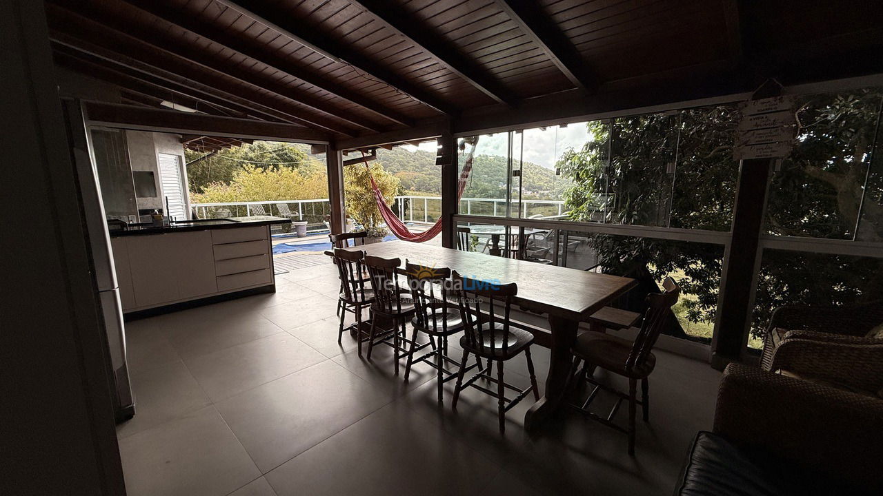 Casa para aluguel de temporada em Florianopolis (Praia dos Ingleses)