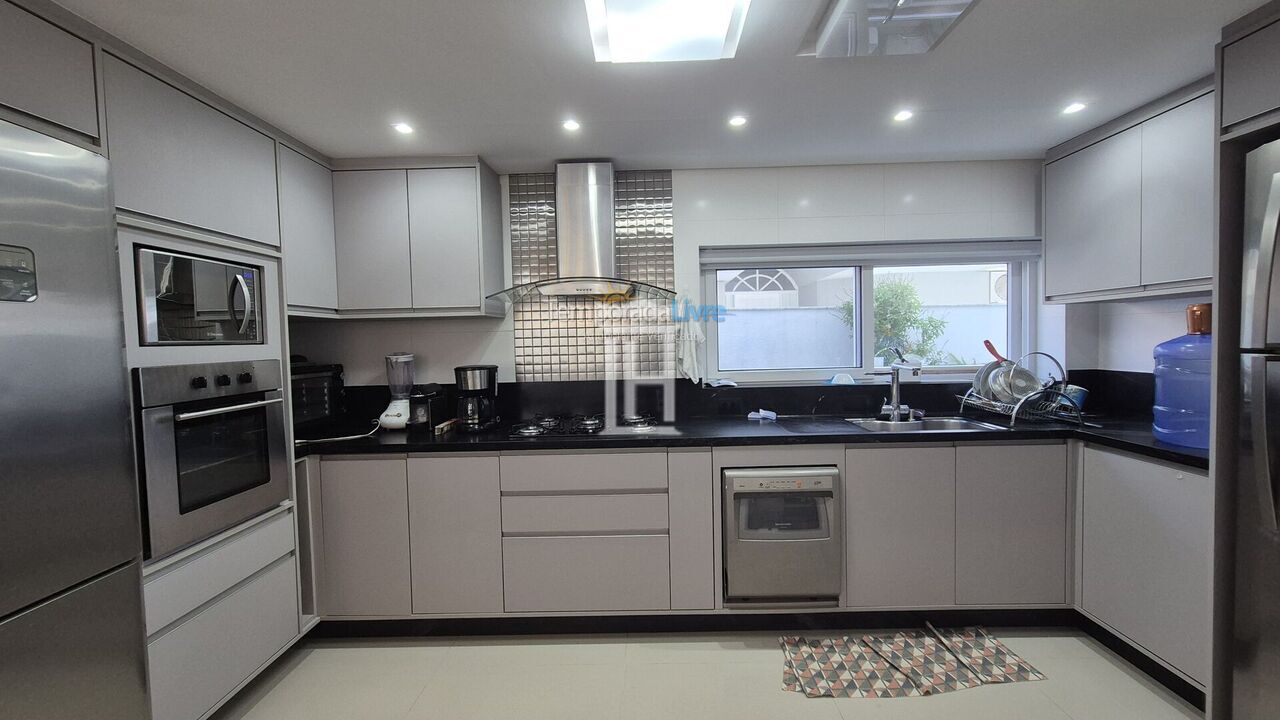House for vacation rental in Florianopolis (Jurerê Internacional)
