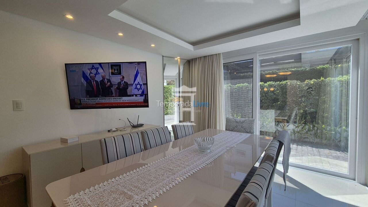 House for vacation rental in Florianopolis (Jurerê Internacional)